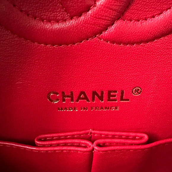 21S CHANEL CLASSIC M FLAP - Picture 14 of 14